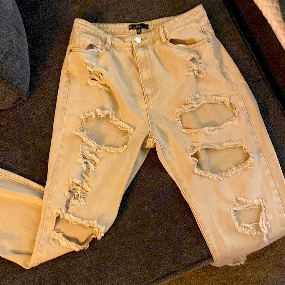 Riot tan ripped ladies jean US size 10